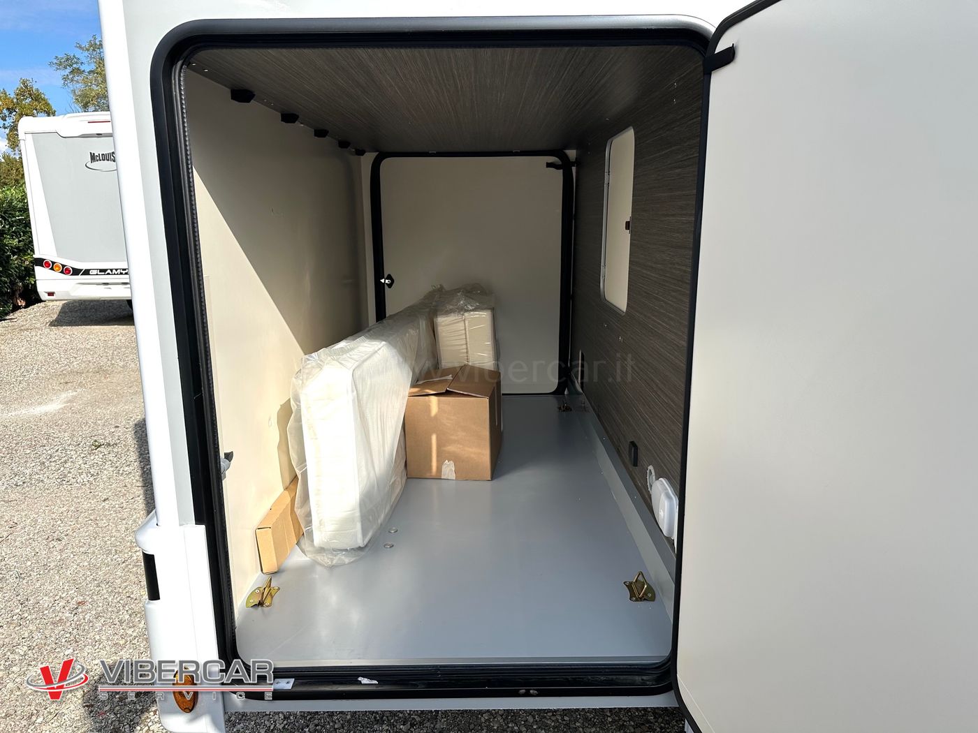 Mc4 865- semintegrale con maxi garage - letti gemelli e matrimoniale basculante